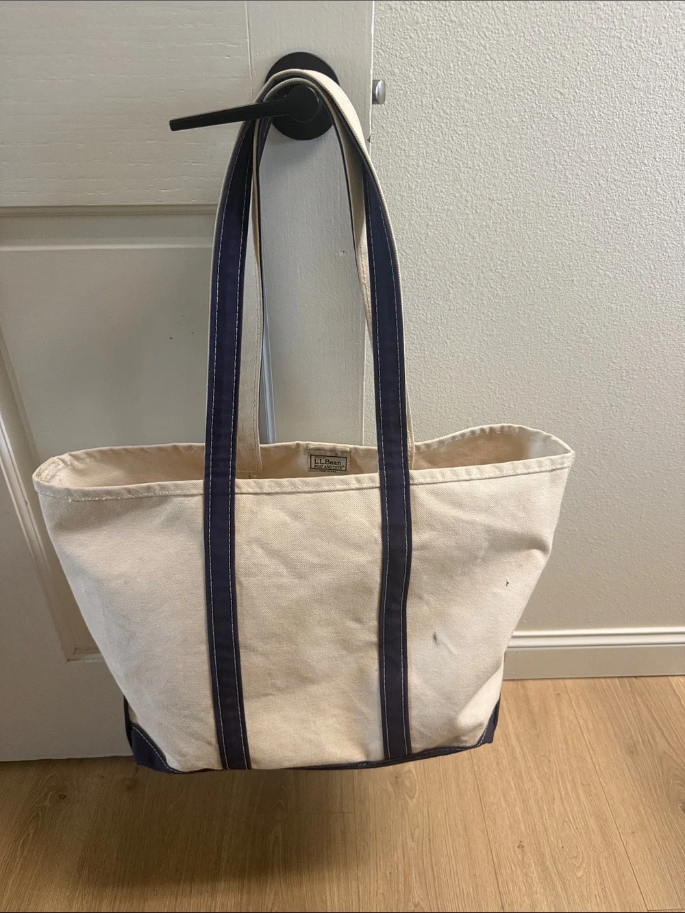 L.L. Bean Boat and Tote vintage Canvas Tote Bag with Navy Straps